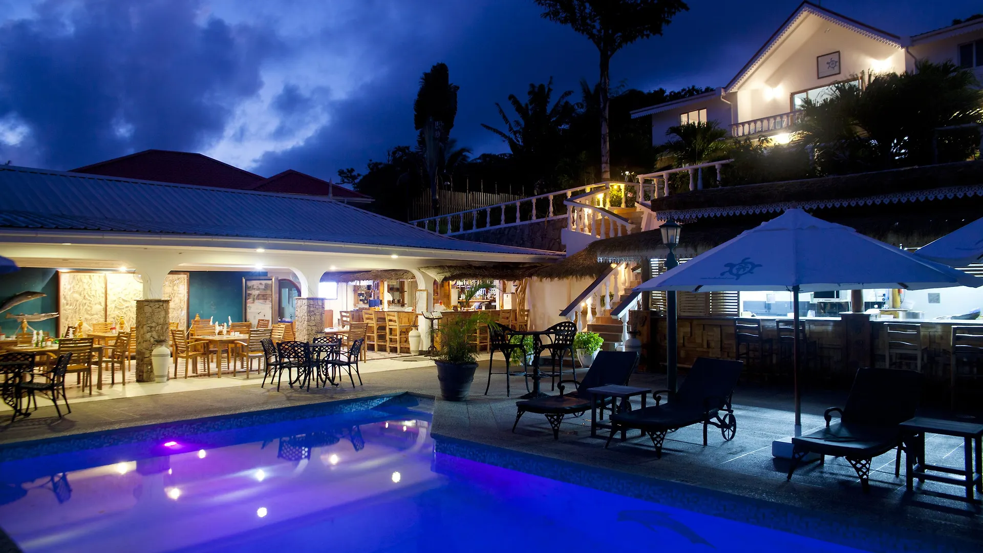 Le Relax Hotel And Restaurant Anse Royale
