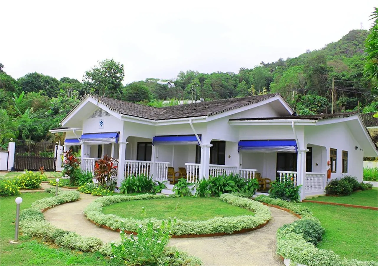Le Relax Hotel And Restaurant Anse Royale