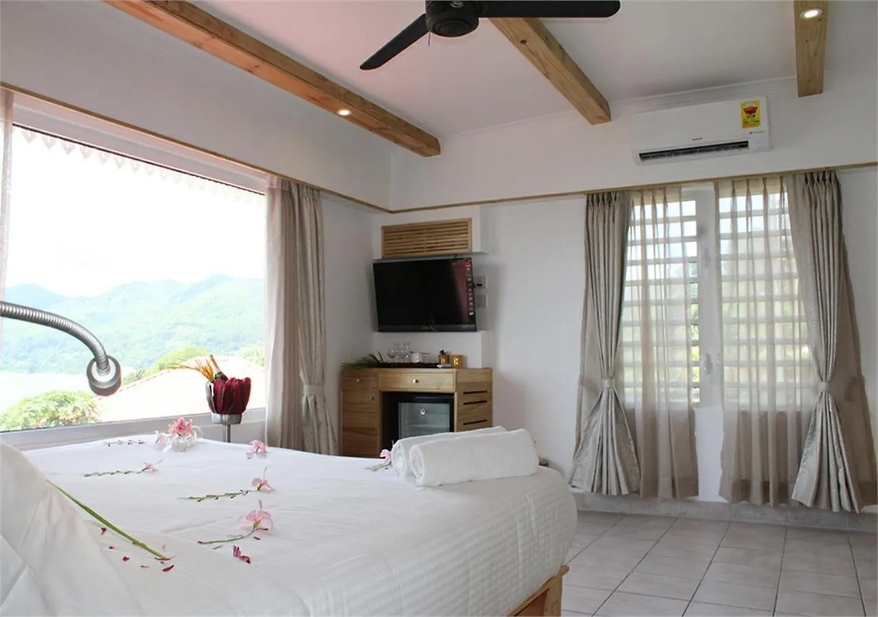 Le Relax Hotel And Restaurant Anse Royale