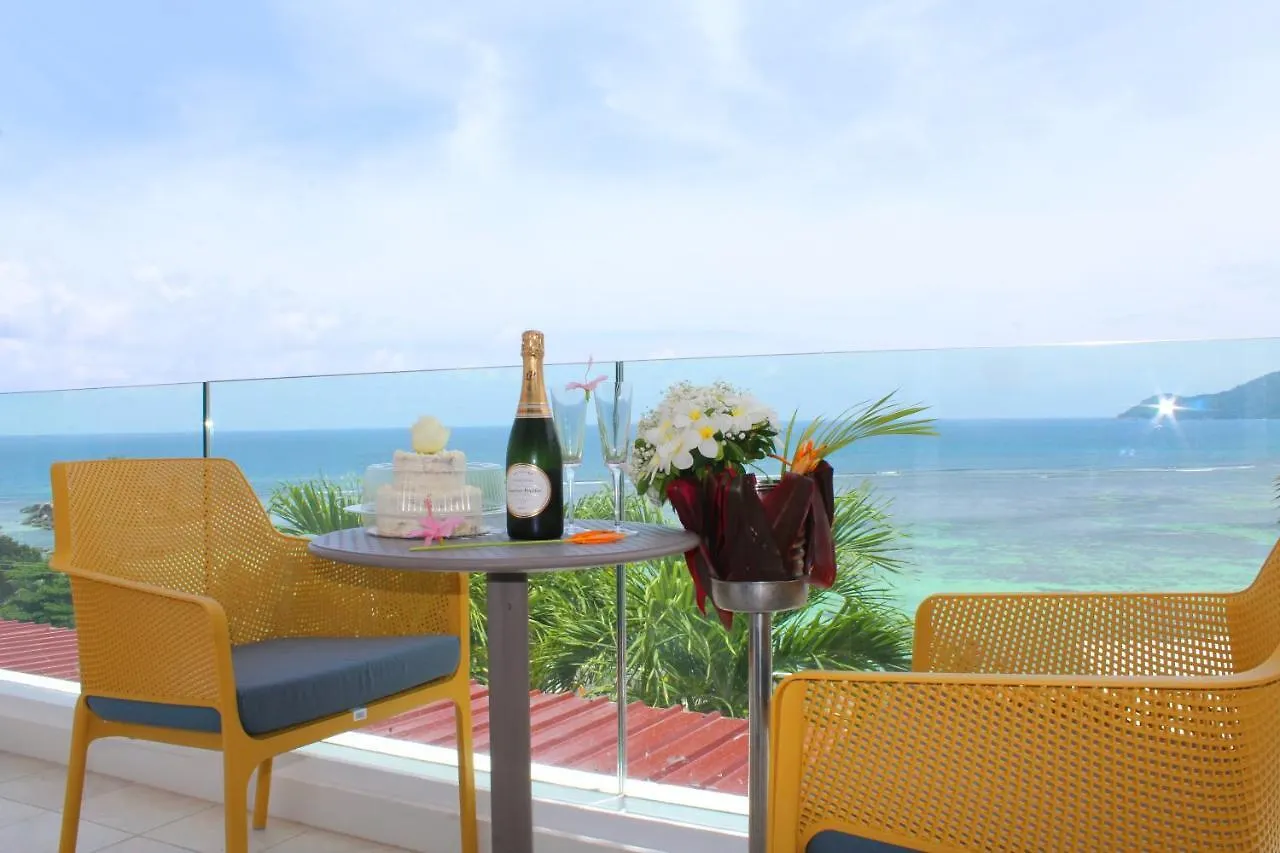 Le Relax Hotel And Restaurant Anse Royale