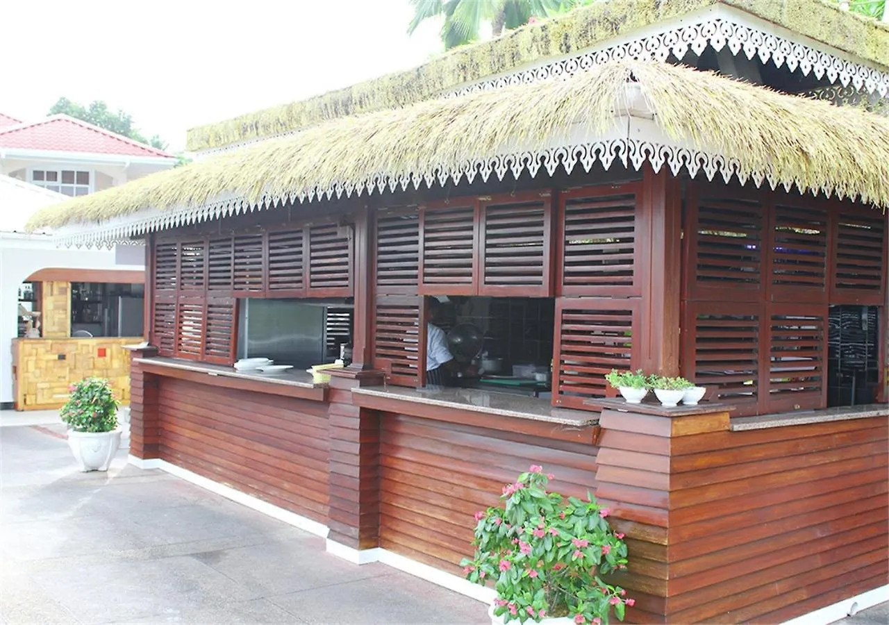 Le Relax Hotel And Restaurant Anse Royale
